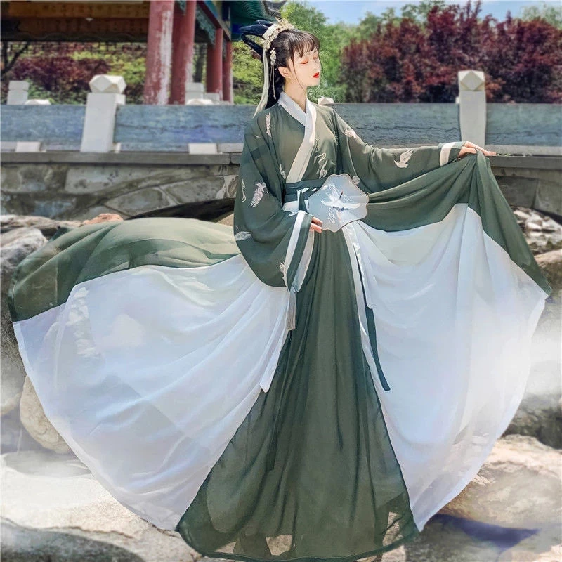 Tenue Traditionnelle Chinoise Hanfu 5 Tenue Traditionnelle Chinoise Hanfu – Image 3